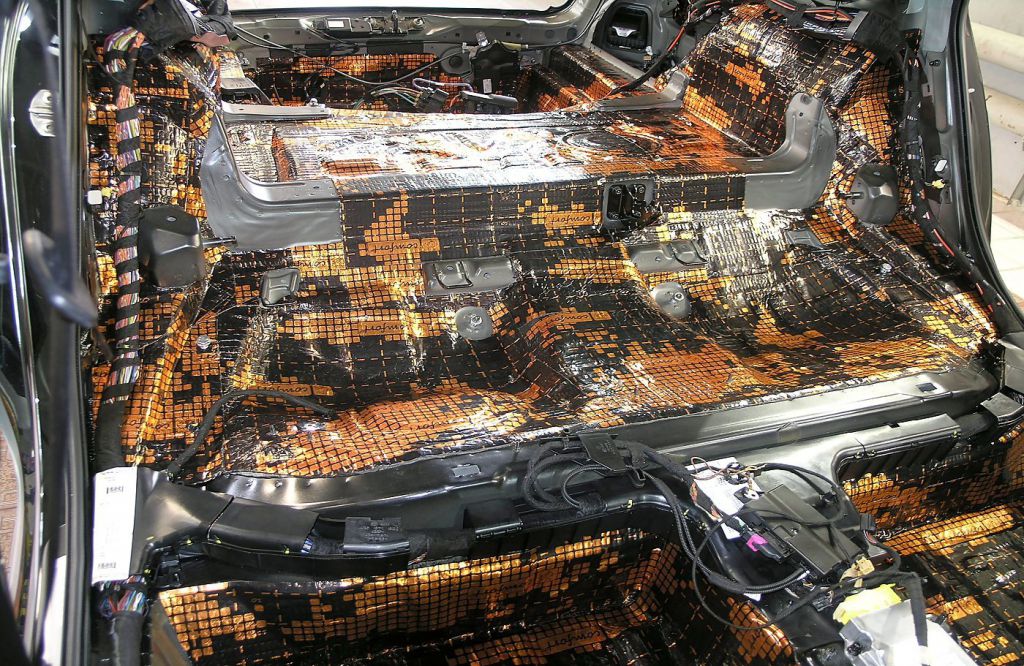 Виброизоляция пола под задним рядом сидений Comfort Mat Dark D3