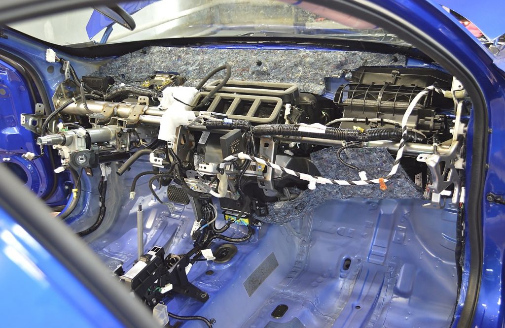 Подторпедное пространство HONDA CIVIC до начало работ