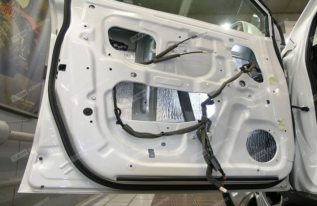 Звукоизоляция двери Chevrolet Captiva