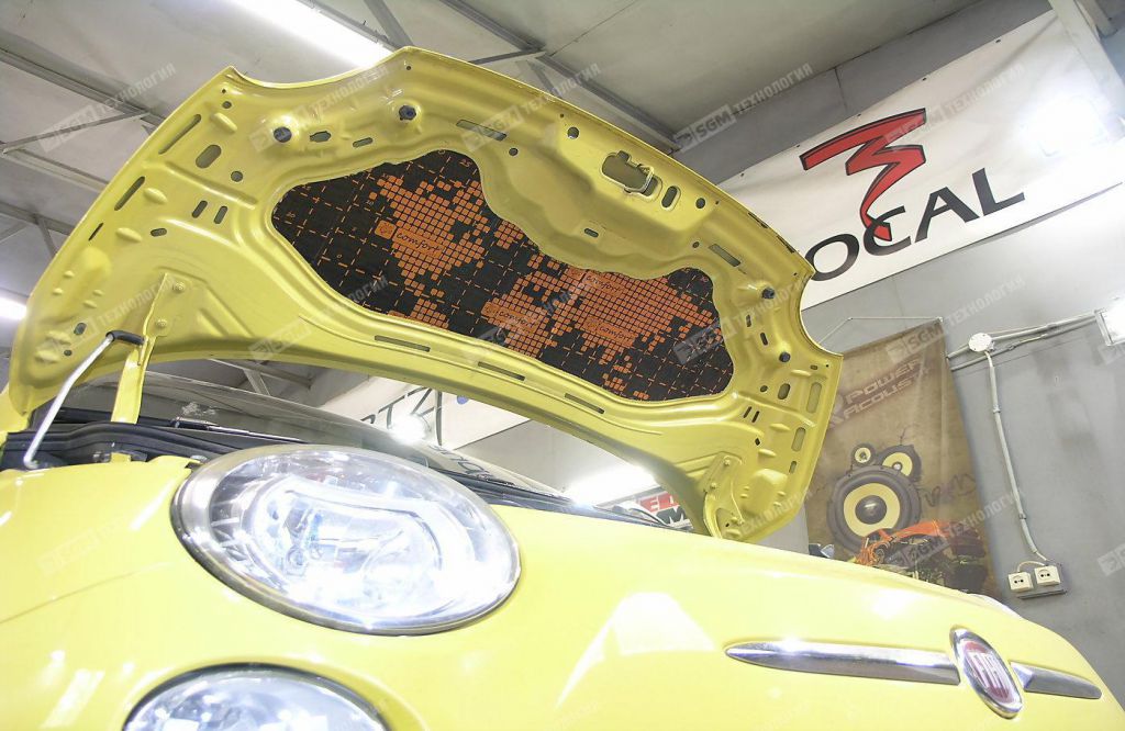 Виброизоляция капота Comfort Mat Dark D2