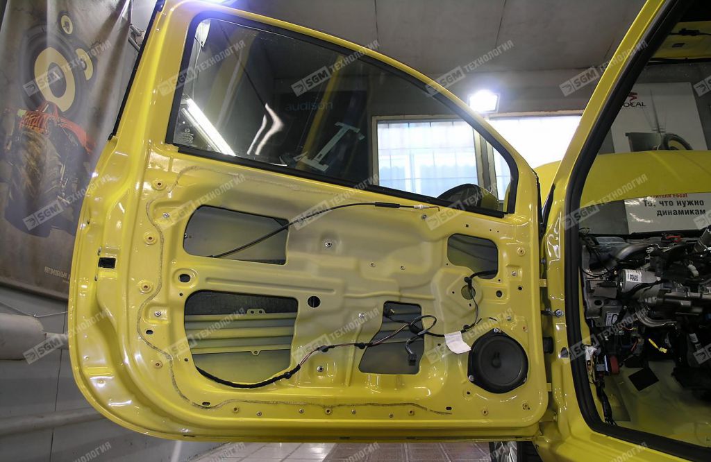 Дверь Fiat 500 до начала работ