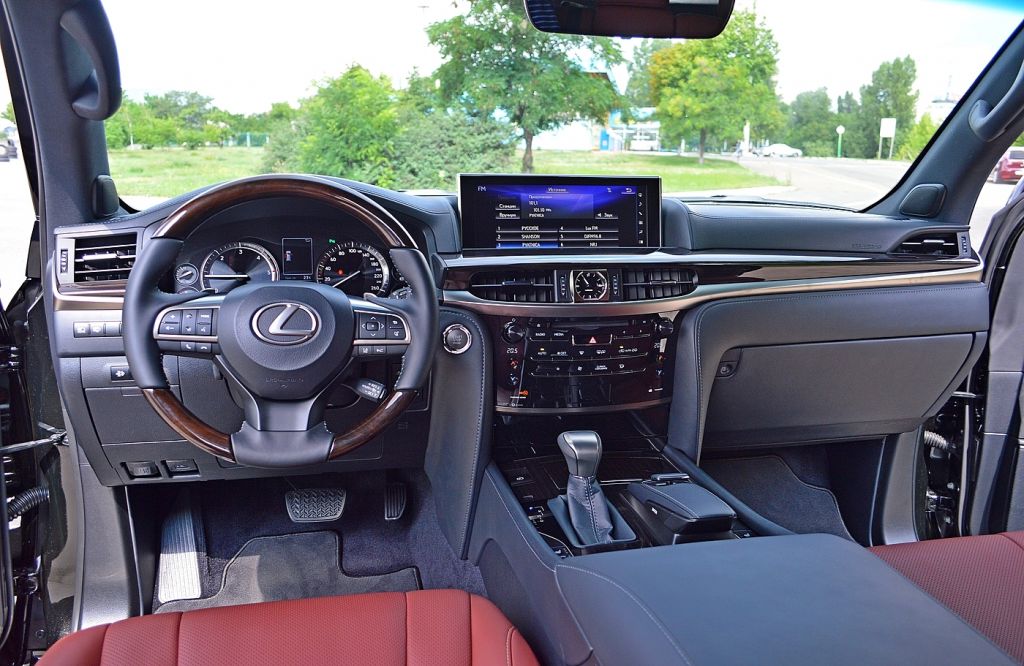LEXUS LX450D - ТЕХНОЛОГИЯ КОМФОРТА