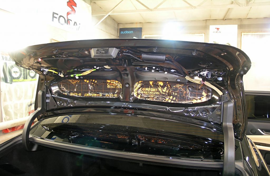 Виброизоляция крышки багажника Comfort Mat D-line D2