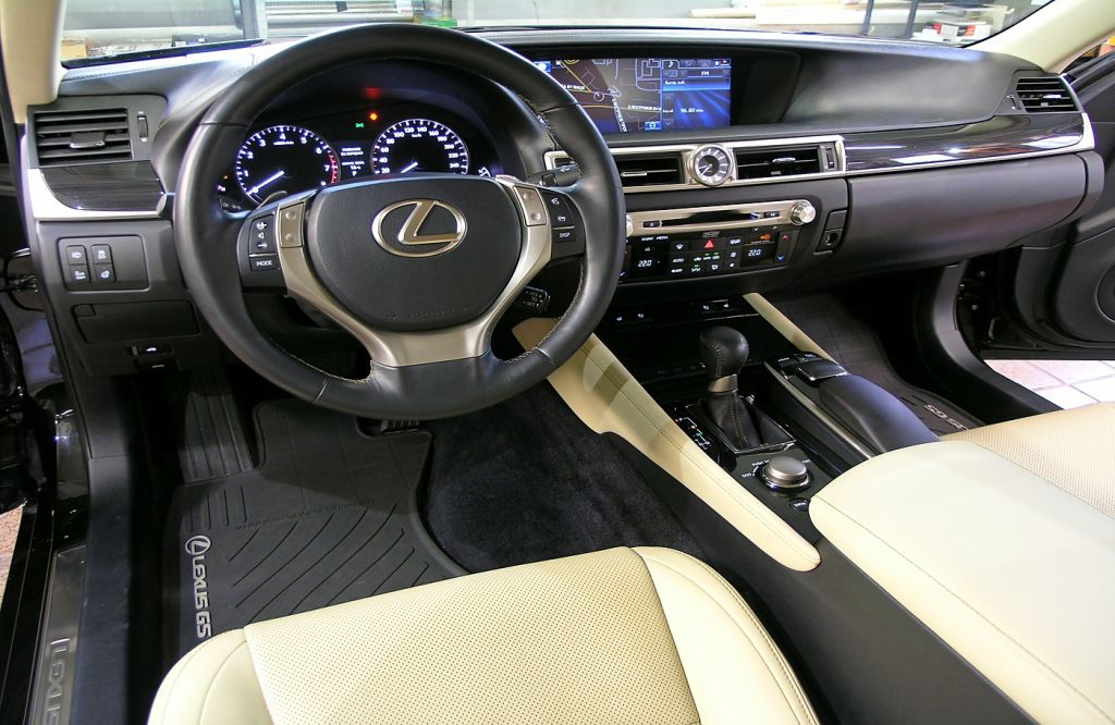 LEXUS GS - ТЕХНОЛОГИЯ КОМФОРТА