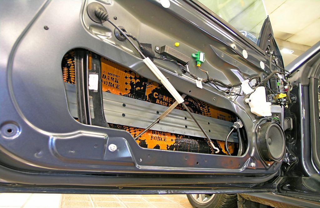 Comfort Mat D-line D2 Виброизоляция филенки двери Mercedes-Benz W212 Coupe
