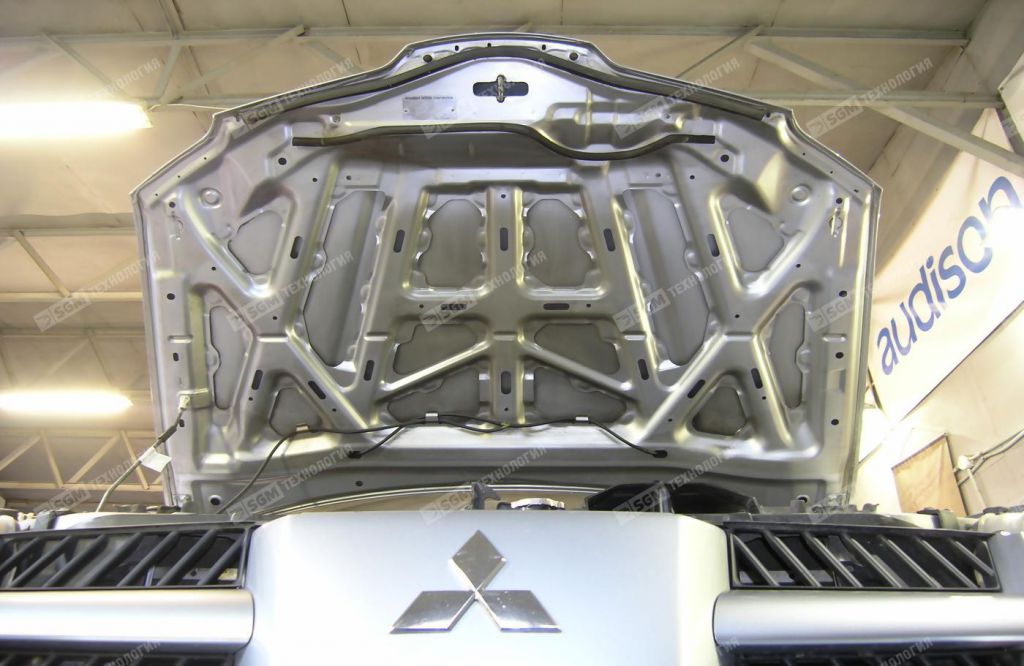 Капот до начала работ