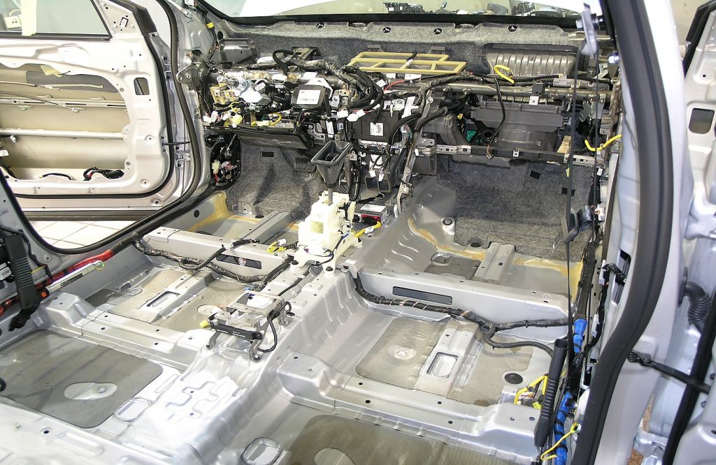 Пол Hyundai Santa Fe до начала работ
