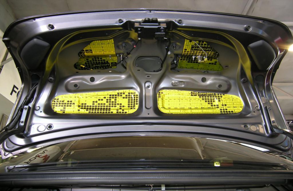 Виброизоляция крышки багажника Comfort Gold G2