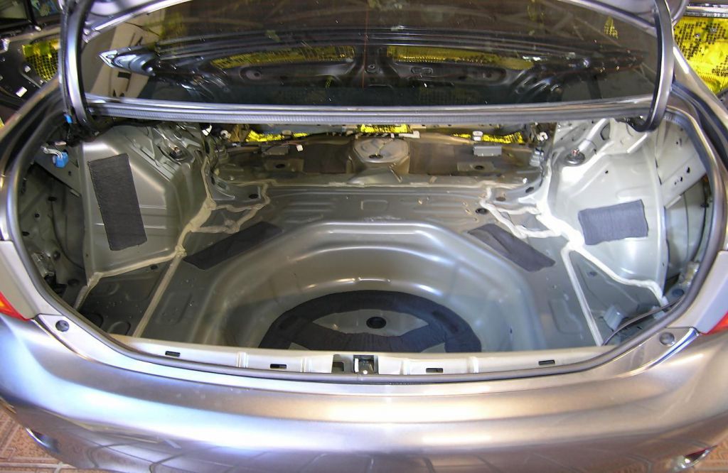 Багажник Toyota Corolla E140