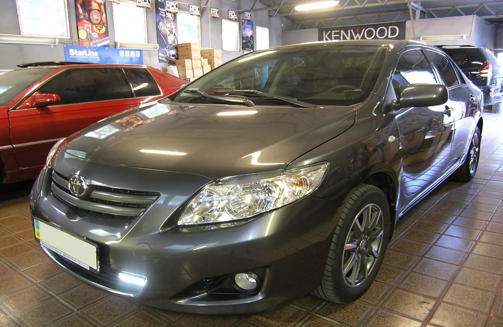 Toyota Corrolla (E140)