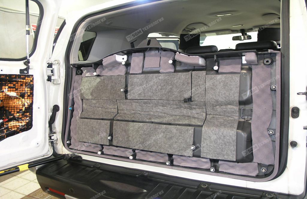 Шумоизоляция карты крышки багажника TURBO Войлок 10 и SGM Волна 15