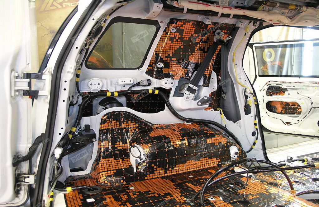 Виброизоляция задней колёсной арки Comfort Dark D3