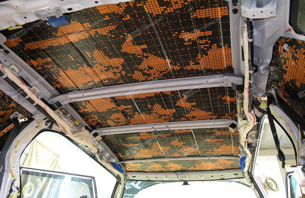 Виброизоляция крыши салона Comfort Dark Bomb