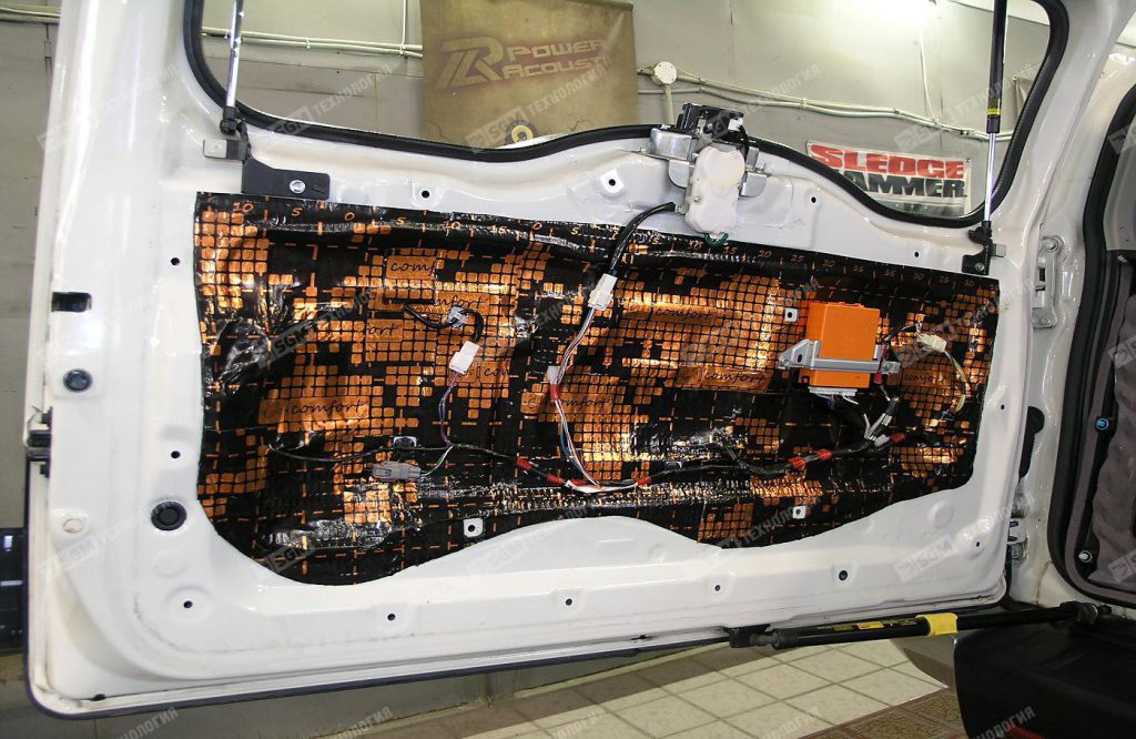 Виброизоляция двери багажника Comfort Dark D2