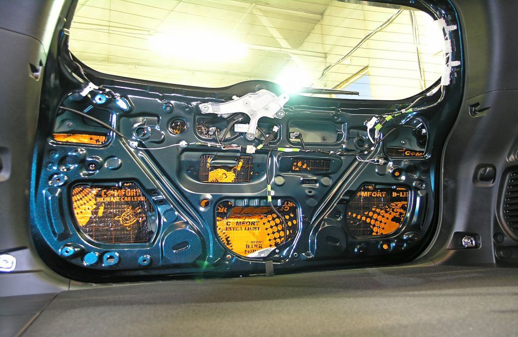 Виброизоляция крышки багажника Comfort Mat D-line D2