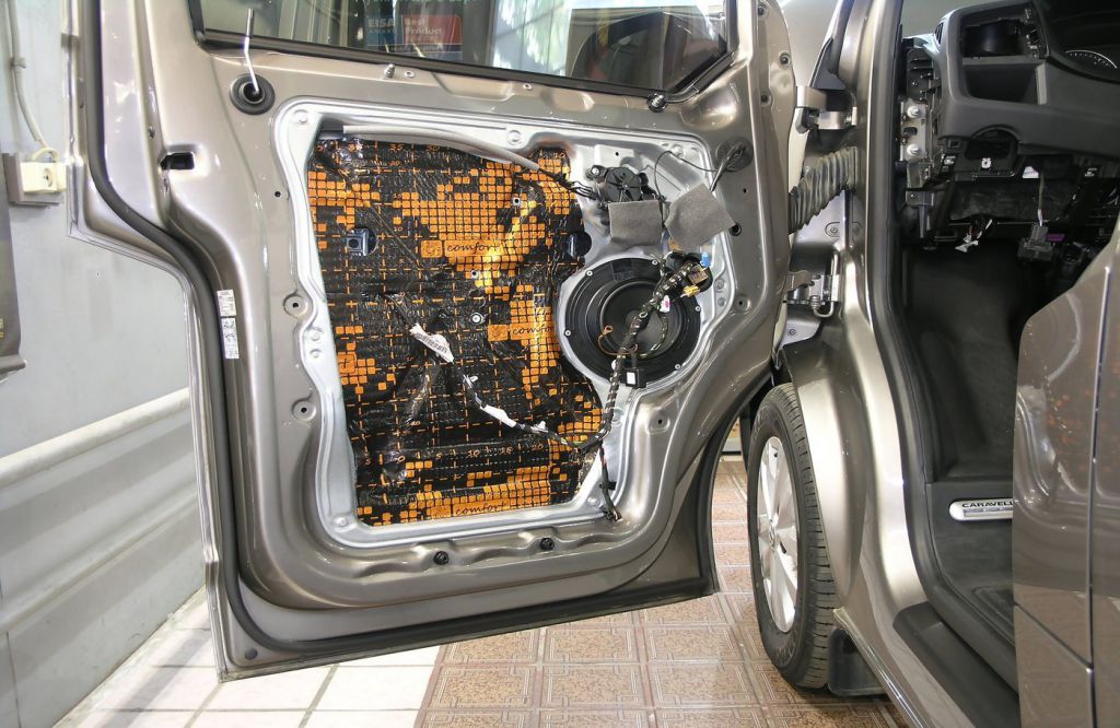 Виброизоляция технологической панели двери Volkswagen Caravelle T6